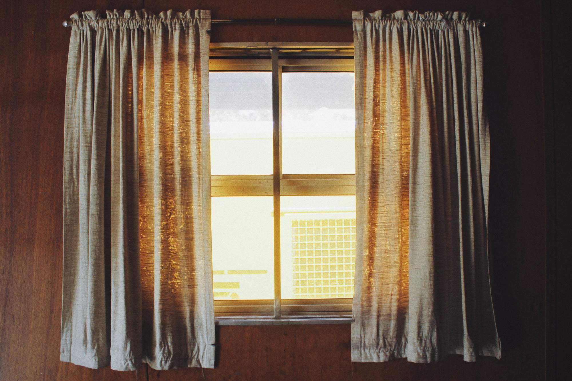 7 Signs It's Time to Replace Your Windows